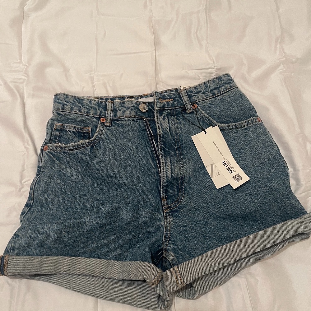 Zara mom jean shorts